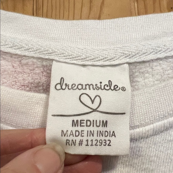 White Cropped Sweatshirt with Red Hearts Design Sz M - Picture 2 of 5